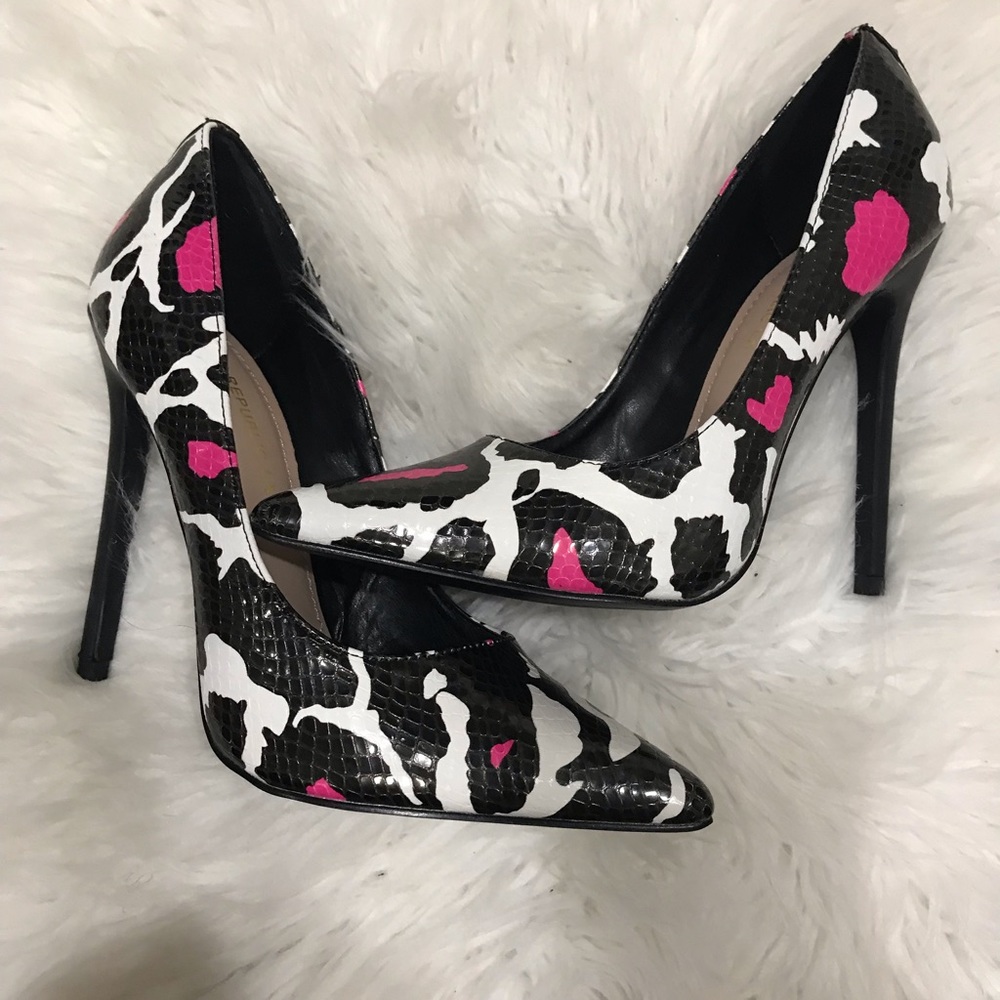 Shoe Republic La